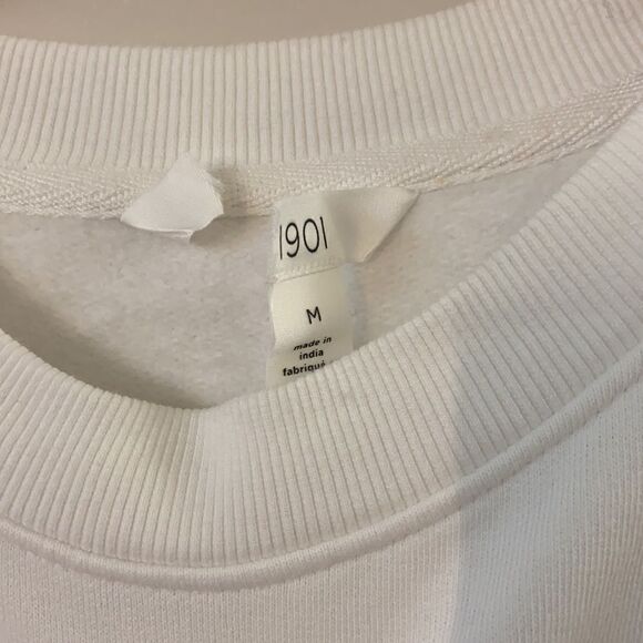 1901 Nordstrom Hello Snow Graphic Sweatshirt Size Medium - Picture 4 of 6